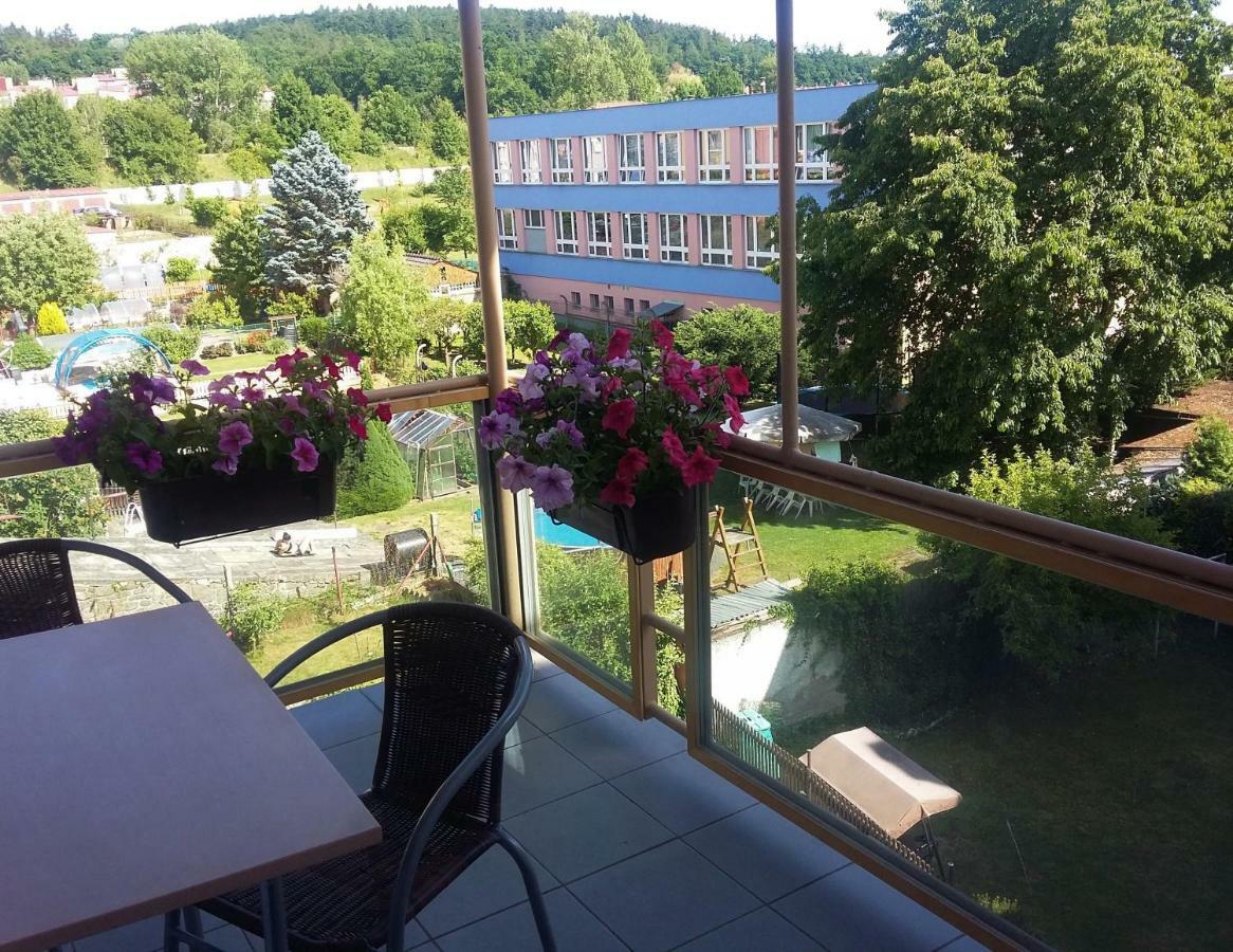 Kousek Do Prirody I Do Centra Apartment Písek Exterior foto